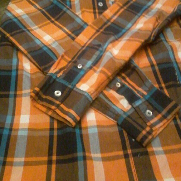 I need extra cash to get new clothes - Picture 2 of 2